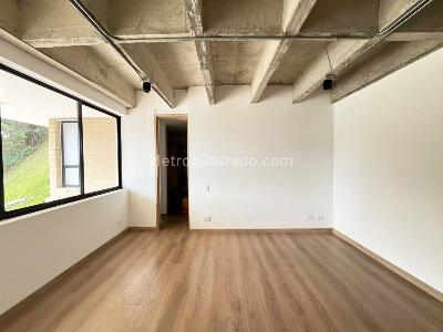Casa de 4 alcobas en arriendo en Envigado, Envigado, 335 m² · foto 15 de 19