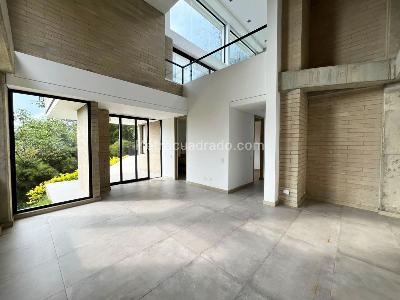 Casa de 4 alcobas en arriendo en Envigado, Envigado, 335 m² · foto 7 de 19