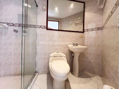 Apartamento en venta en El Poblado, Medellín · foto 16 de 17