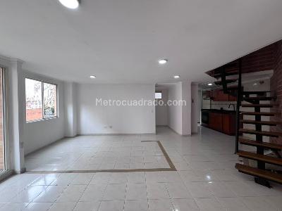 Apartamento en venta en El Poblado, Medellín · foto 2 de 17