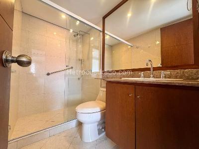 Apartamento de 3 alcobas en venta en Los Balsos, Medellín, 146 m² · foto 14 de 15