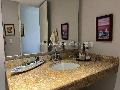 Apartamento de 2 alcobas en venta en El Poblado, Medellín, 174 m² · foto 16 de 16