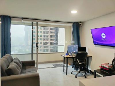 Apartamento en venta en El Poblado, Medellín · foto 2 de 9