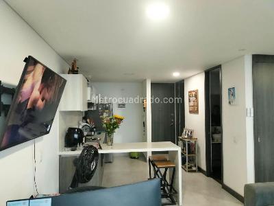 Apartamento en venta en El Poblado, Medellín · foto 3 de 9