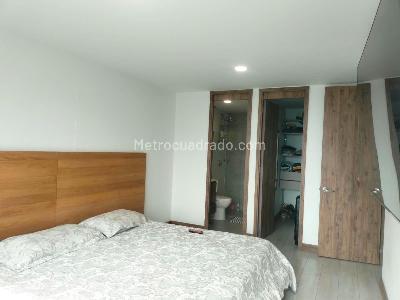 Apartamento de 2 alcobas en venta en El Poblado, Medellín, 86 m² · foto 10 de 16