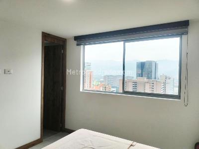 Apartamento de 2 alcobas en venta en El Poblado, Medellín, 86 m² · foto 13 de 16