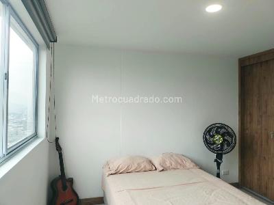 Apartamento de 2 alcobas en venta en El Poblado, Medellín, 86 m² · foto 14 de 16
