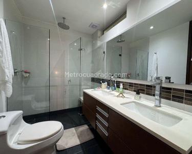 Casa de 3 alcobas en venta en Envigado, Envigado, 210 m² · foto 11 de 14