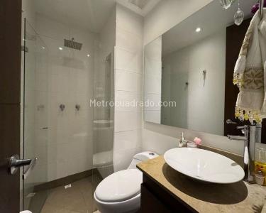 Casa de 3 alcobas en venta en Envigado, Envigado, 210 m² · foto 12 de 14