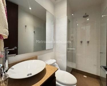 Casa de 3 alcobas en venta en Envigado, Envigado, 210 m² · foto 13 de 14