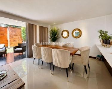 Casa de 3 alcobas en venta en Envigado, Envigado, 210 m² · foto 2 de 14