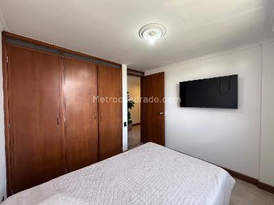 Apartamento de 3 alcobas en arriendo en Altos Del Poblado, Medellín, 78 m² · foto 11 de 13