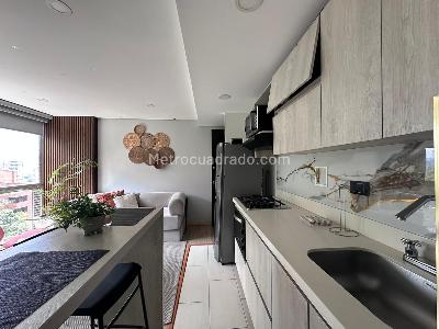 Apartamento de 1 alcoba en arriendo en El Tesoro, Medellín, 35 m² · foto 5 de 13