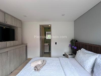 Apartamento de 1 alcoba en arriendo en El Tesoro, Medellín, 35 m² · foto 8 de 13
