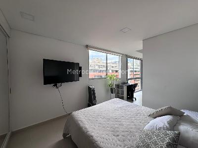 Apartamento de 1 alcoba en arriendo en El Tesoro, Medellín, 35 m² · foto 9 de 13