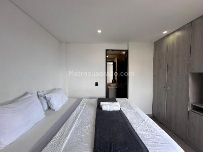 Apartamento de 1 alcoba en arriendo en El Tesoro, Medellín, 35 m² · foto 11 de 13