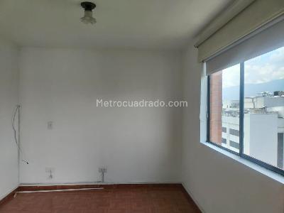 Apartamento en venta en El Poblado, Medellín · foto 10 de 14