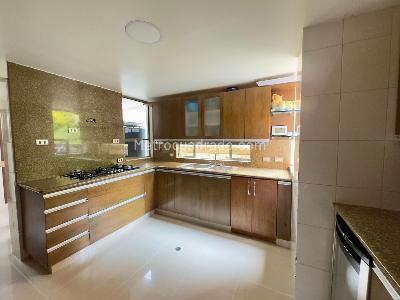 Casa de 4 alcobas en venta en Envigado, Envigado, 500 m² · foto 6 de 17