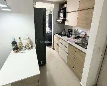 Apartamento de 3 alcobas en venta en Sabaneta, Sabaneta, 63 m² · foto 4 de 9