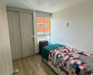 Apartamento de 3 alcobas en venta en Sabaneta, Sabaneta, 63 m² · foto 5 de 9