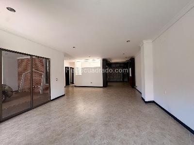 Casa de 5 alcobas en venta en Sabaneta, Sabaneta, 300 m² · foto 2 de 19