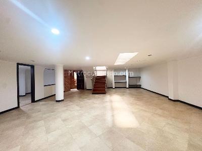 Casa de 5 alcobas en venta en Sabaneta, Sabaneta, 300 m² · foto 5 de 19