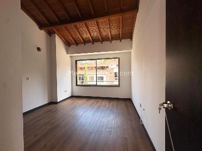 Casa de 5 alcobas en venta en Sabaneta, Sabaneta, 300 m² · foto 9 de 19