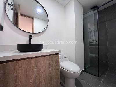 Apartamento de 2 alcobas en arriendo en El Poblado, Medellín, 62 m² · foto 12 de 12