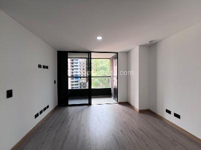 Apartamento de 2 alcobas en arriendo en El Poblado, Medellín, 62 m² · foto 2 de 12