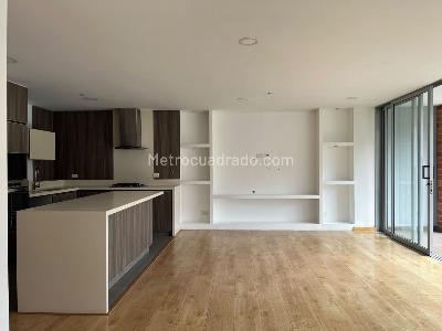 Apartamento en venta en Envigado, Envigado · foto 2 de 17