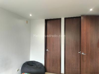 Apartamento de 1 alcoba en venta en El Poblado, Medellín, 50 m² · foto 9 de 12