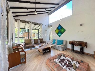 Casa de 3 alcobas en venta en Envigado, Envigado · foto 3 de 20