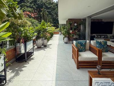 Apartamento de 3 alcobas en venta en El Poblado, Medellín, 148 m² · foto 14 de 15
