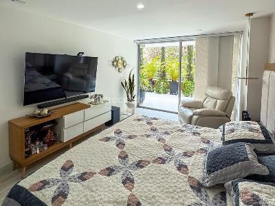 Apartamento de 3 alcobas en venta en El Poblado, Medellín, 148 m² · foto 9 de 15