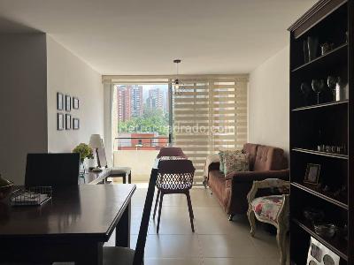 Apartamento de 2 alcobas en venta en Envigado, Envigado, 58 m² · foto 5 de 15