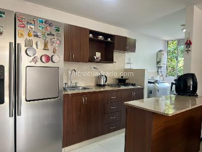 Apartamento de 2 alcobas en venta en Envigado, Envigado, 58 m² · foto 8 de 15