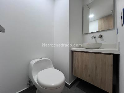 Apartamento de 1 alcoba en arriendo en El Poblado, Medellín, 50 m² · foto 11 de 12