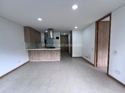 Apartamento de 1 alcoba en arriendo en El Poblado, Medellín, 50 m² · foto 3 de 12