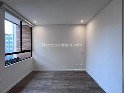 Apartamento de 2 alcobas en venta en El Poblado, Medellín, 86 m² · foto 11 de 16