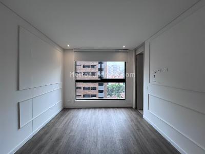 Apartamento de 2 alcobas en venta en El Poblado, Medellín, 86 m² · foto 9 de 16
