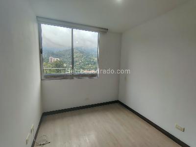 Apartamento de 3 alcobas en venta en Envigado, Envigado, 76 m² · foto 14 de 17