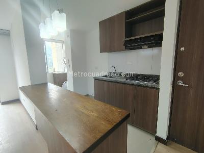 Apartamento de 3 alcobas en venta en Envigado, Envigado, 76 m² · foto 6 de 17