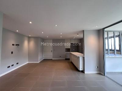 Apartamento de 2 alcobas en venta en Castropol, Medellín, 80 m² · foto 4 de 16