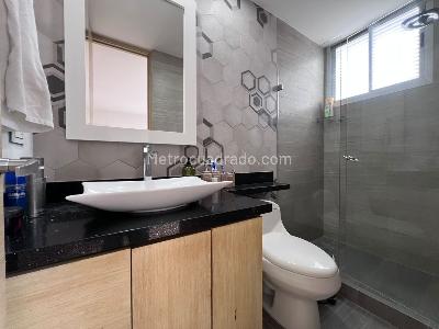 Apartamento de 2 alcobas en venta en Castropol, Medellín, 117 m² · foto 14 de 16