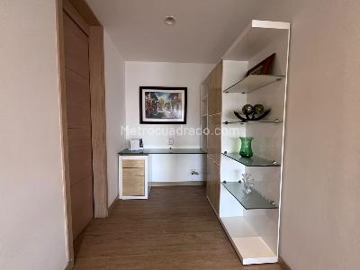 Apartamento de 2 alcobas en venta en Castropol, Medellín, 117 m² · foto 8 de 16