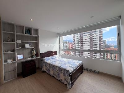 Apartamento de 2 alcobas en venta en Castropol, Medellín, 117 m² · foto 9 de 16