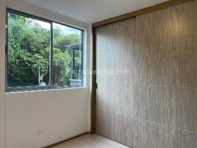 Apartamento de 2 alcobas en venta en Envigado, Envigado, 77 m² · foto 13 de 19
