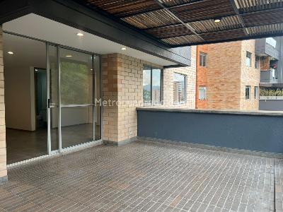 Apartamento de 2 alcobas en venta en Envigado, Envigado, 77 m² · foto 16 de 19