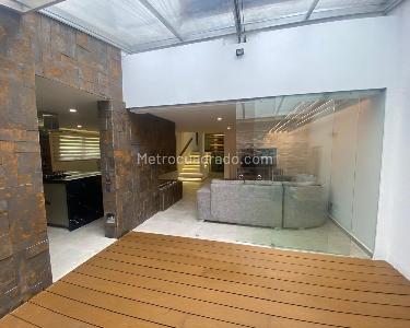 Casa de 4 alcobas en venta en Envigado, Envigado, 280 m² · foto 3 de 13