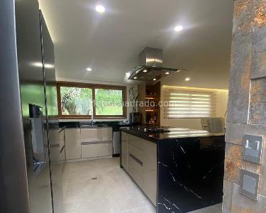 Casa de 4 alcobas en venta en Envigado, Envigado, 280 m² · foto 6 de 13